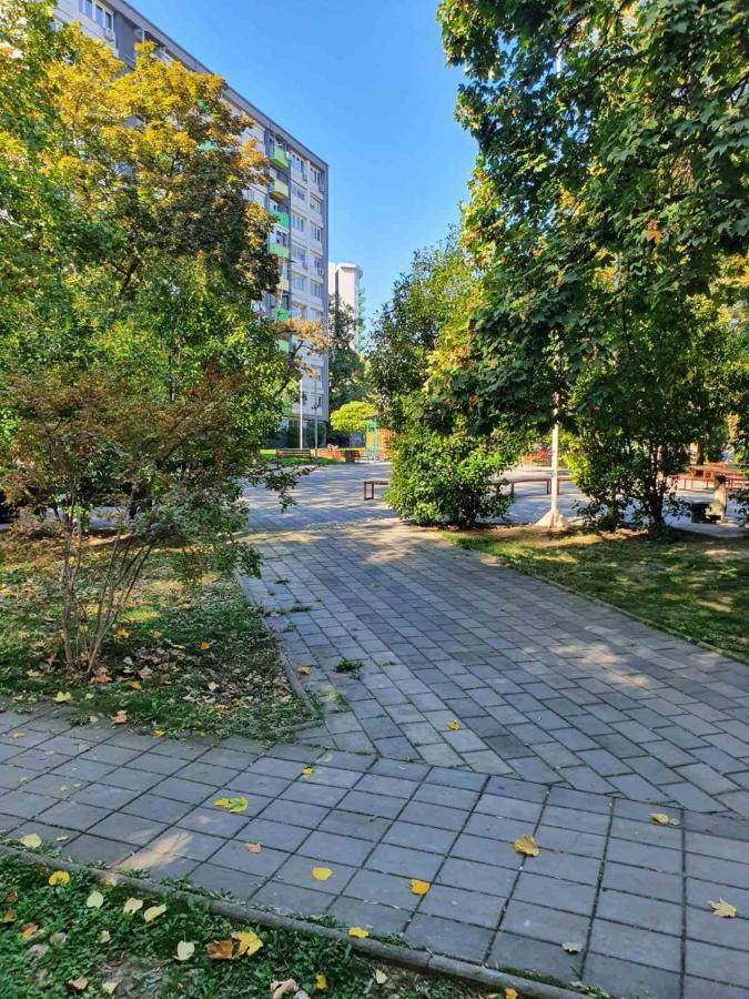 Mia Apartment Скопье Экстерьер фото
